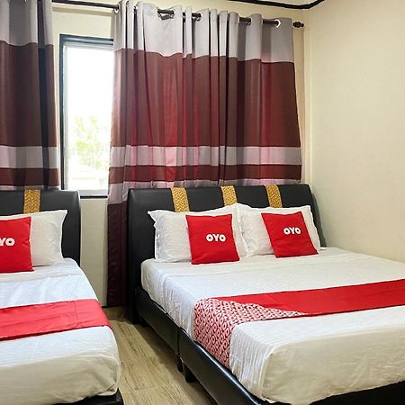 Oyo 90205 Bayu Sintok Motel Чанґлун Екстер'єр фото