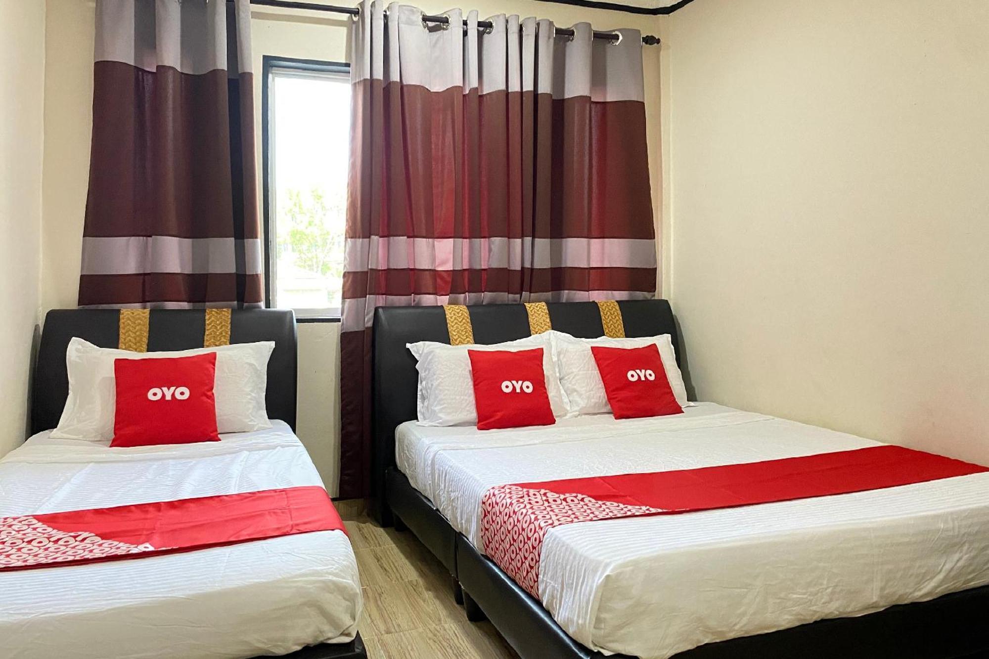 Oyo 90205 Bayu Sintok Motel Чанґлун Екстер'єр фото