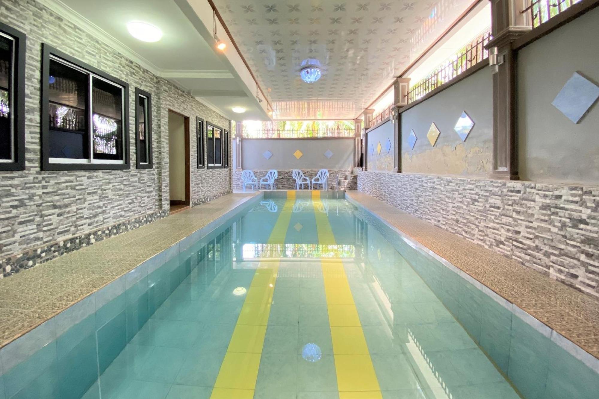 Oyo 90205 Bayu Sintok Motel Чанґлун Екстер'єр фото